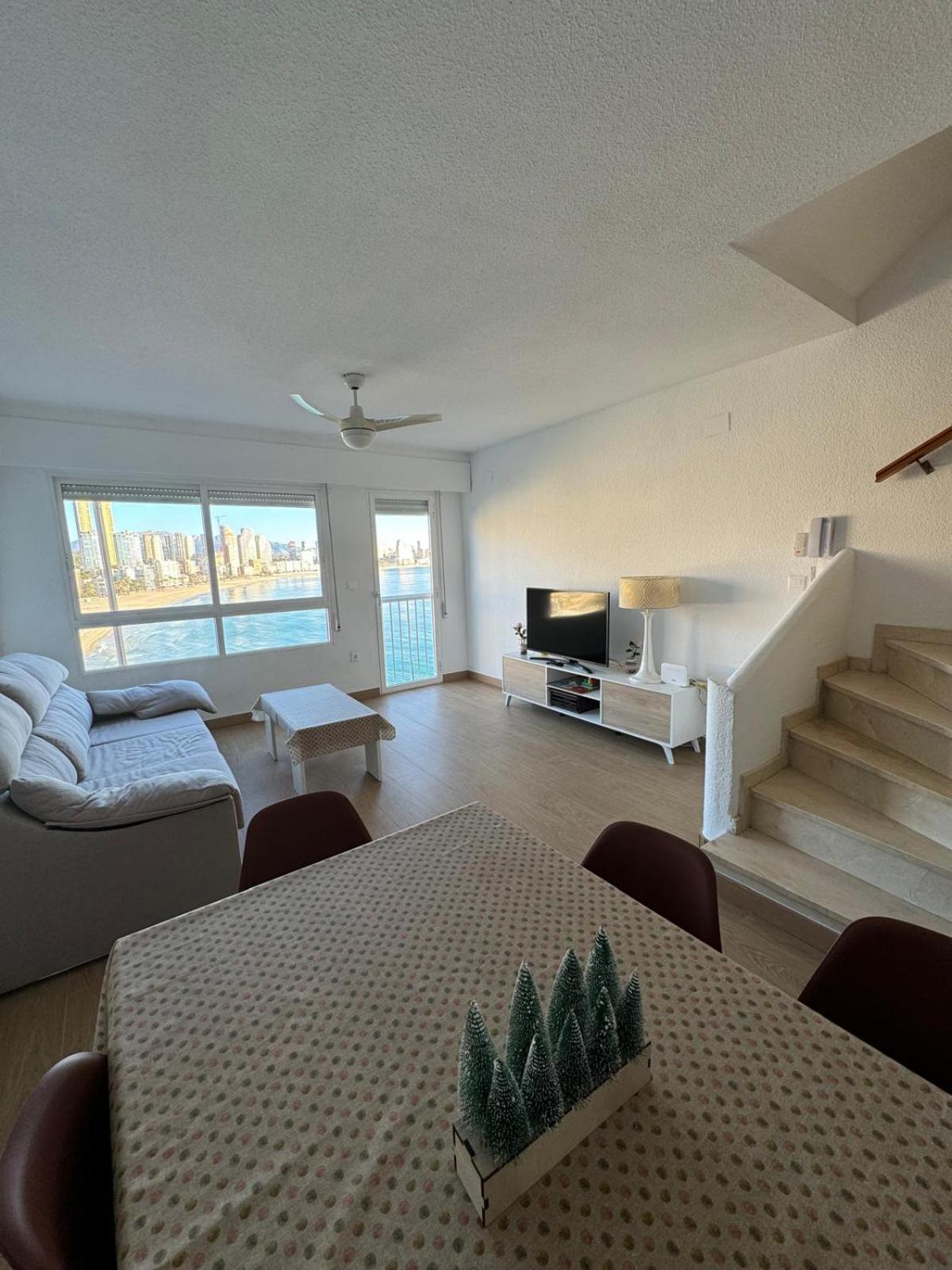 Bonito Triplex Con Increibles Vistas Villa Benidorm Dış mekan fotoğraf